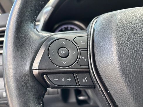 Used 2024 Toyota Camry SE image 16