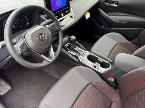 New 2026 Toyota Corolla SE FWD image 9