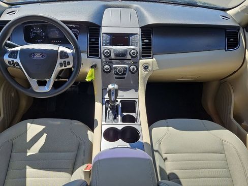 Used 2018 Ford Taurus SE FWD image 24