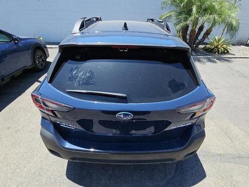 Used 2024 Subaru Outback Premium AWD/4WD image 5