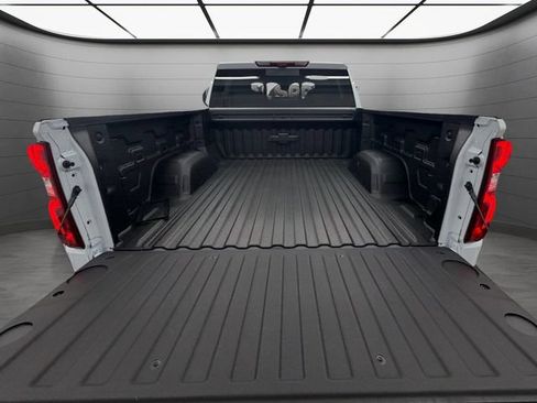 Used 2026 Chevrolet Silverado 1500 High Country AWD/4WD image 20