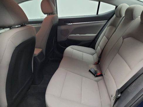 Used 2019 Hyundai Elantra SEL FWD image 18
