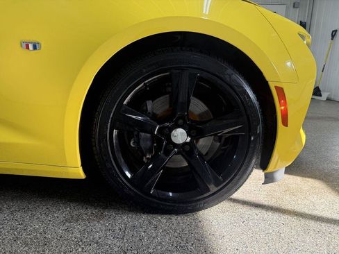 Used 2017 Chevrolet Camaro SS image 34