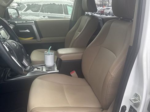 Used 2018 Toyota 4Runner SR5 image 2