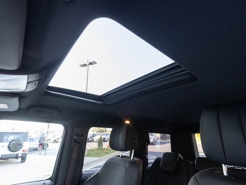 Used 2019 Mercedes-Benz G 550 image 47