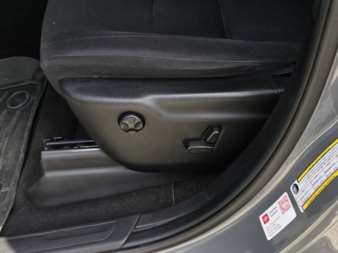 Used 2022 Dodge Durango GT w/ Blacktop Package RWD image 27