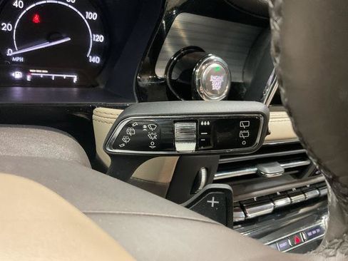 Used 2020 Lincoln Corsair AWD w/ Premium Package image 19