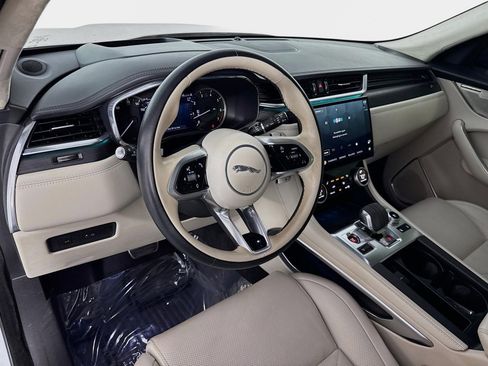 Used 2023 Jaguar F-PACE S image 10