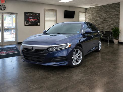 Used 2018 Honda Accord LX image 3
