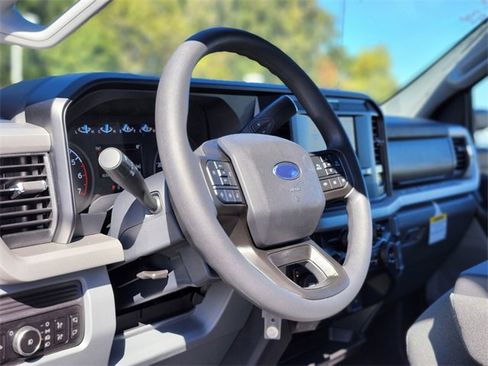 New 2025 Ford F350 XLT w/ 360-Degree Camera Package image 19