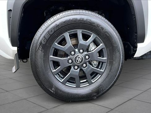 Certified 2025 Toyota 4Runner SR5 image 10