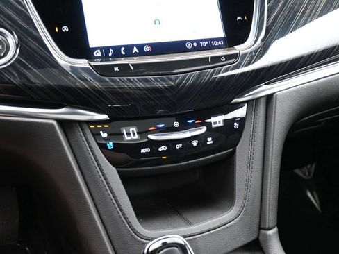 Used 2023 Cadillac XT6 Premium Luxury AWD/4WD image 17
