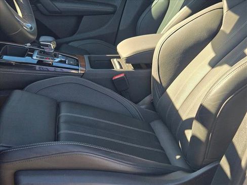 Used 2021 Audi Q5 e Prestige w/ Prestige Package image 19