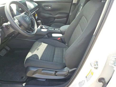 New 2026 Honda HR-V LX image 15
