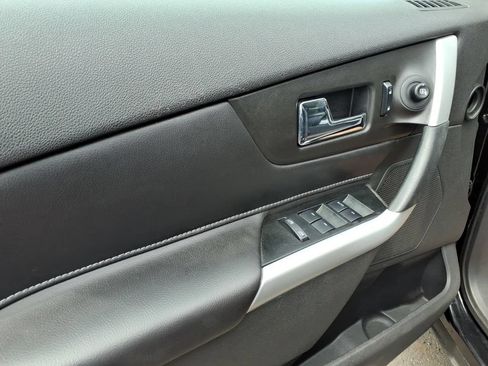 Used 2014 Ford Edge SE w/ Equipment Group 101A FWD image 5