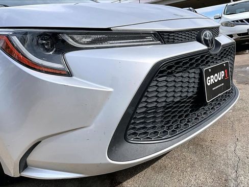 Used 2020 Toyota Corolla L image 28