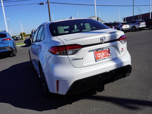 New 2026 Toyota Corolla SE image 8