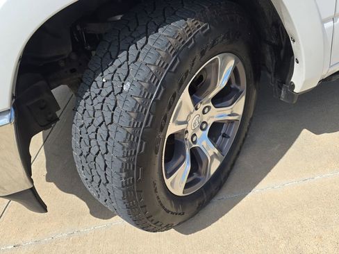 Used 2021 RAM 1500 Laramie AWD/4WD image 32