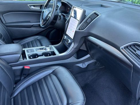 Certified 2024 Ford Edge SEL image 18