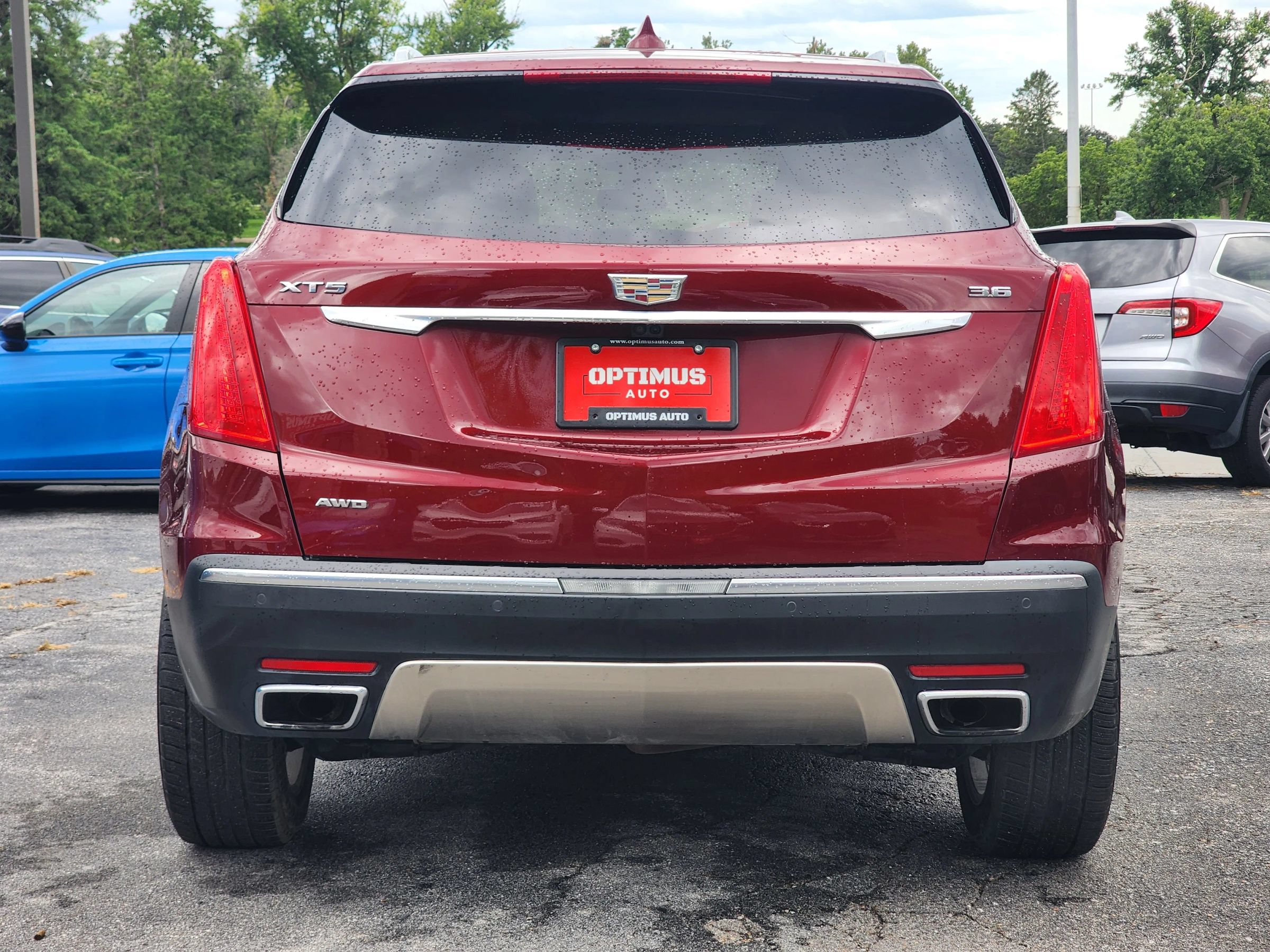 Used 2017 Cadillac XT5 Platinum w/ Driver Assist Package AWD/4WD image 6