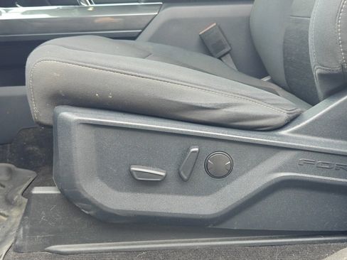 Used 2022 Ford F150 XLT w/ Equipment Group 302A High image 11