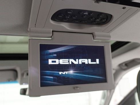 Used 2020 GMC Yukon Denali w/ Denali Ultimate Package RWD image 27
