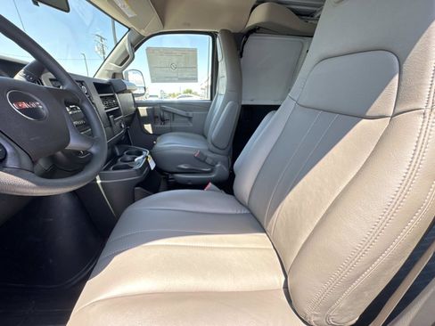 New 2026 GMC Savana 2500 w/ Driver Convenience Package RWD image 18
