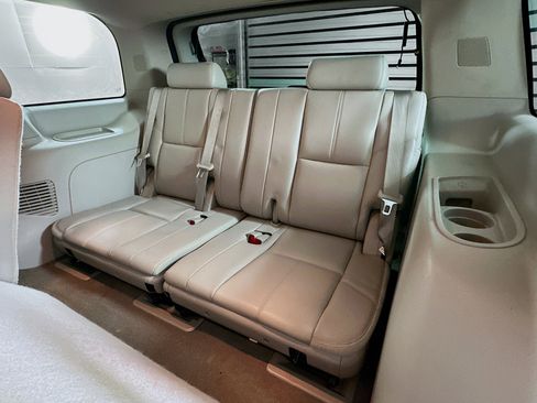 Used 2013 Chevrolet Tahoe LT w/ Luxury Package image 25