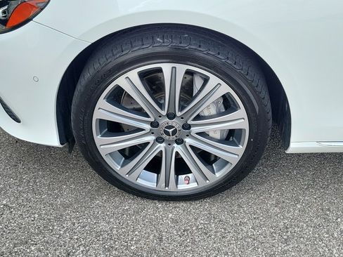 Used 2018 Mercedes-Benz E 400 4MATIC Sedan image 6