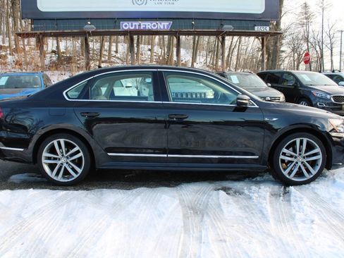 Used 2017 Volkswagen Passat 1.8T R-Line image 6