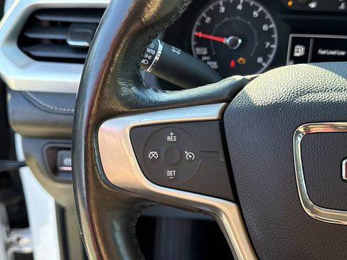 Used 2019 GMC Acadia SLE image 28