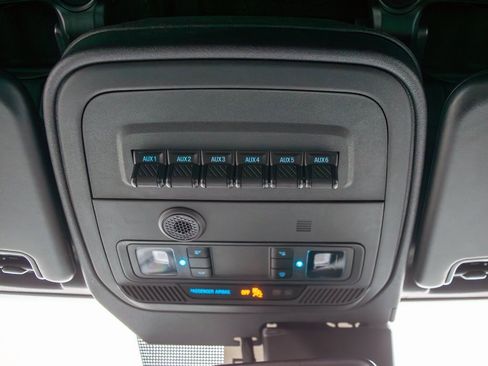 Used 2023 Ford Bronco Badlands image 27