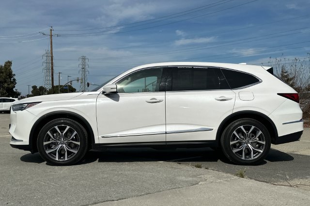 Used 2023 Acura MDX w/ Technology Package AWD/4WD image 7
