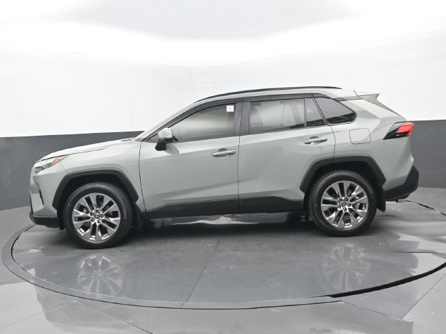 Used 2022 Toyota RAV4 XLE Premium FWD image 24