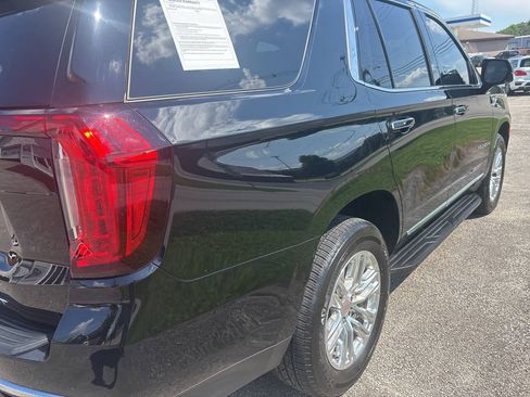 Used 2021 GMC Yukon SLT w/ SLT Premium Package AWD/4WD image 9