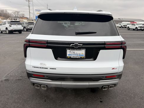 New 2026 Chevrolet Traverse Z71 w/ Driver Confidence Package image 5