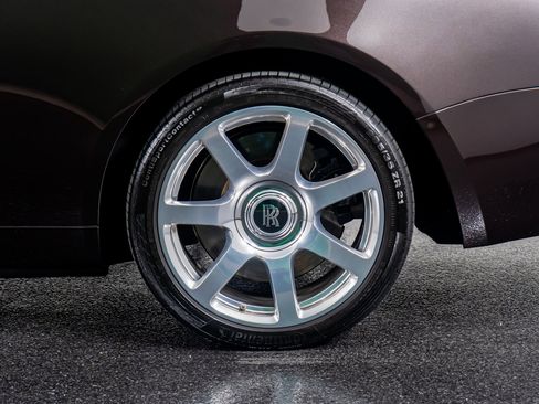 Used 2017 Rolls-Royce Dawn image 18