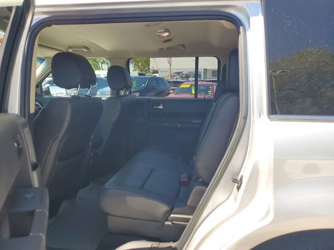Used 2018 Ford Flex Limited image 13