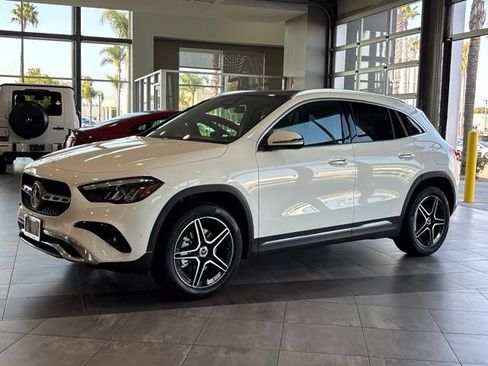 Certified 2026 Mercedes-Benz GLA 250 4MATIC image 11