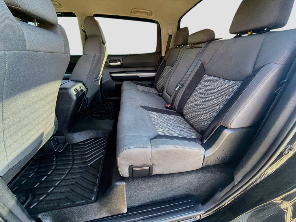 Used 2018 Toyota Tundra SR5 w/ SR5 Upgrade Package RWD image 26