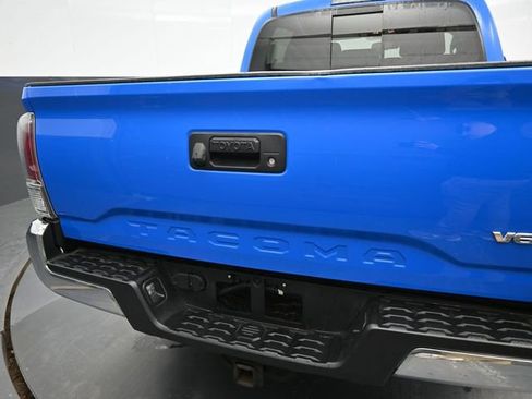 Used 2021 Toyota Tacoma TRD Off-Road image 13