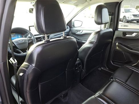 Certified 2023 Ford Escape Platinum image 23
