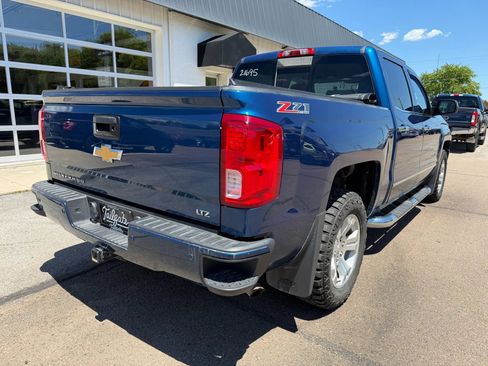Used 2017 Chevrolet Silverado 1500 LTZ Z71 w/ LTZ Plus Package AWD/4WD image 7