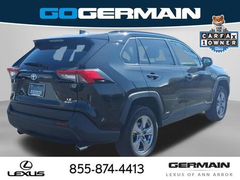 Used 2025 Toyota RAV4 LE AWD/4WD image 7