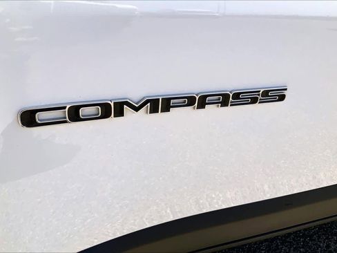 Used 2023 Jeep Compass Sport image 33