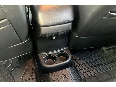 Used 2015 Jeep Wrangler Unlimited Sahara w/ Connectivity Group image 25