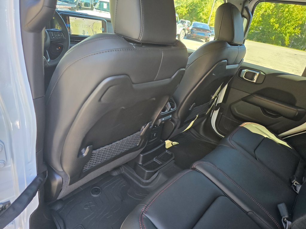 New 2027 Jeep Wrangler Unlimited Rubicon AWD/4WD image 25