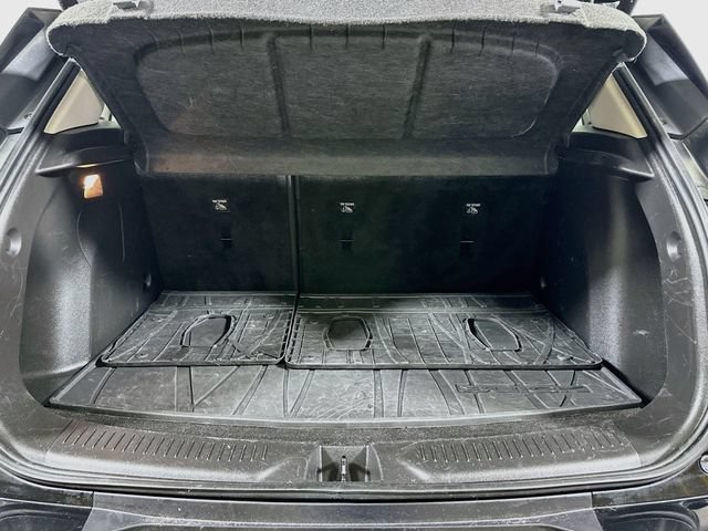 Used 2022 Buick Encore GX Essence w/ Advanced Technology Package AWD/4WD image 31