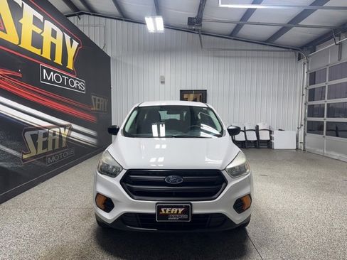 Used 2017 Ford Escape S image 29