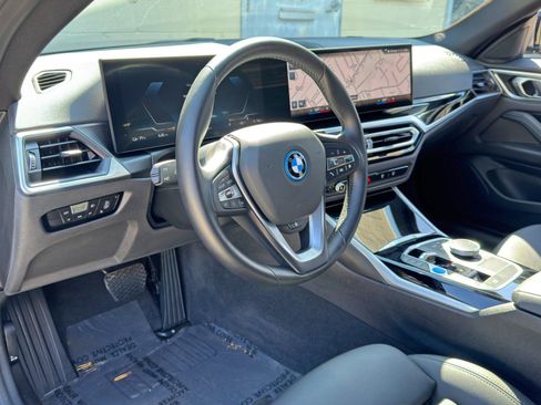 Used 2023 BMW i4 eDrive40 w/ Premium Package RWD image 11